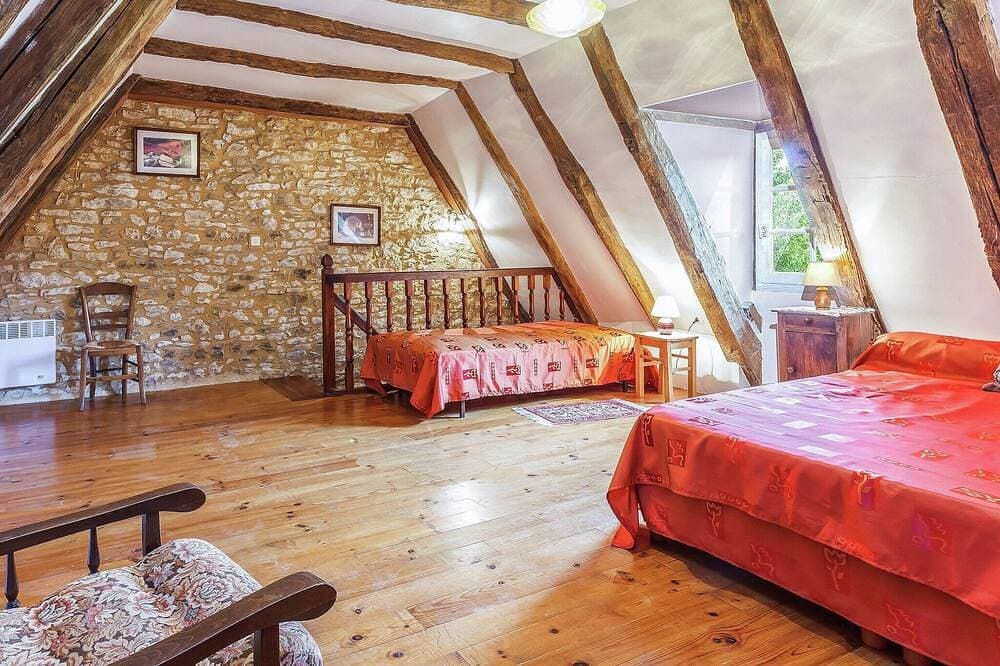 Foto 6 von 30: Komfortables Ferienhaus mit privatem Pool