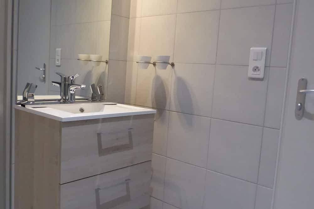Foto 3 von 30: Burgund Ferienwohnung  Physalis mit Balkon Nähe Beaune, Dijon Dole,  ruhige Lage