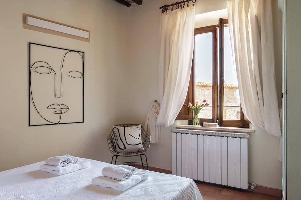 Foto 7 von 26: Il Borghetto - La Ghibellina Townhouse, private apartment with balcony