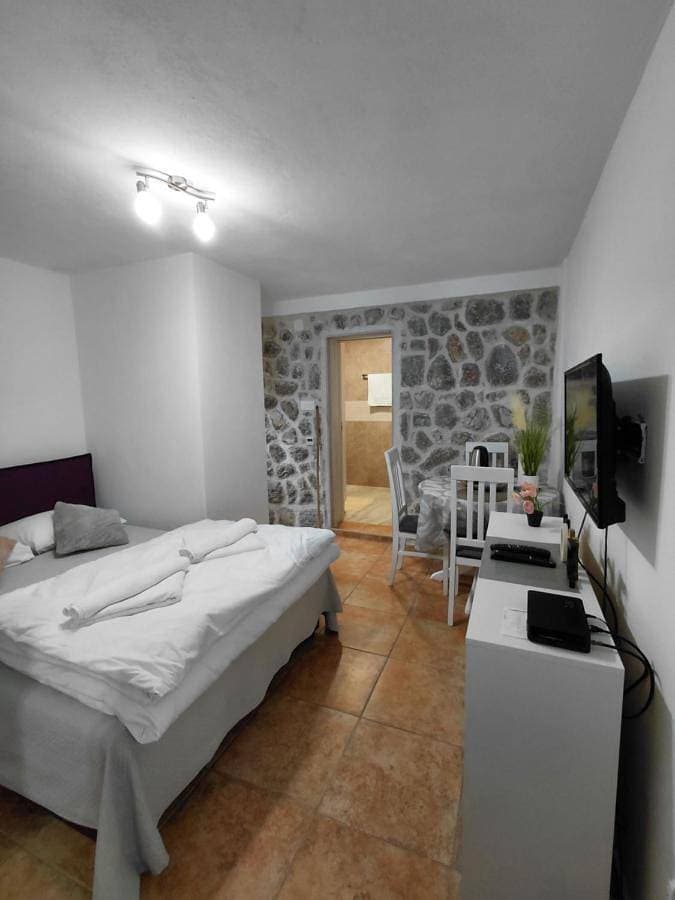 Foto 2 von 17: One-Bedroom Apartment