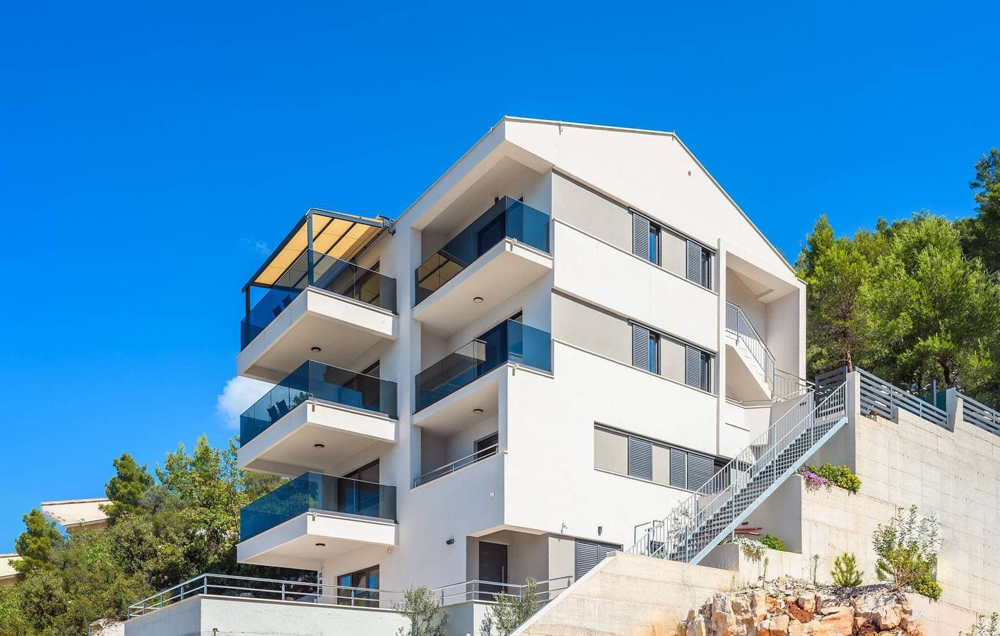 Foto 4 von 53: Schick, 2,5 km vom Strand entfernt: Gemütliche Ferienwohnung mit Pool und Terrasse