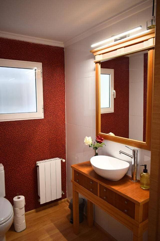 Foto 7 von 10: Two-Bedroom Apartment