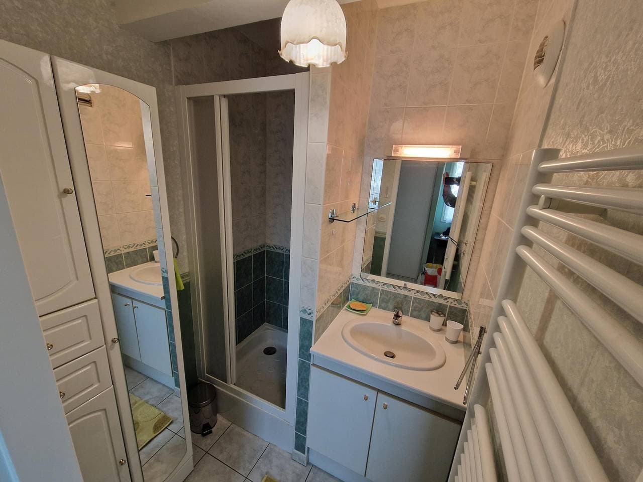 Foto 9 von 13: Chatelaillon-Plage Zentrum: Wohnung 4 Pers, Balkon, Parkplatz, Pool, WLAN