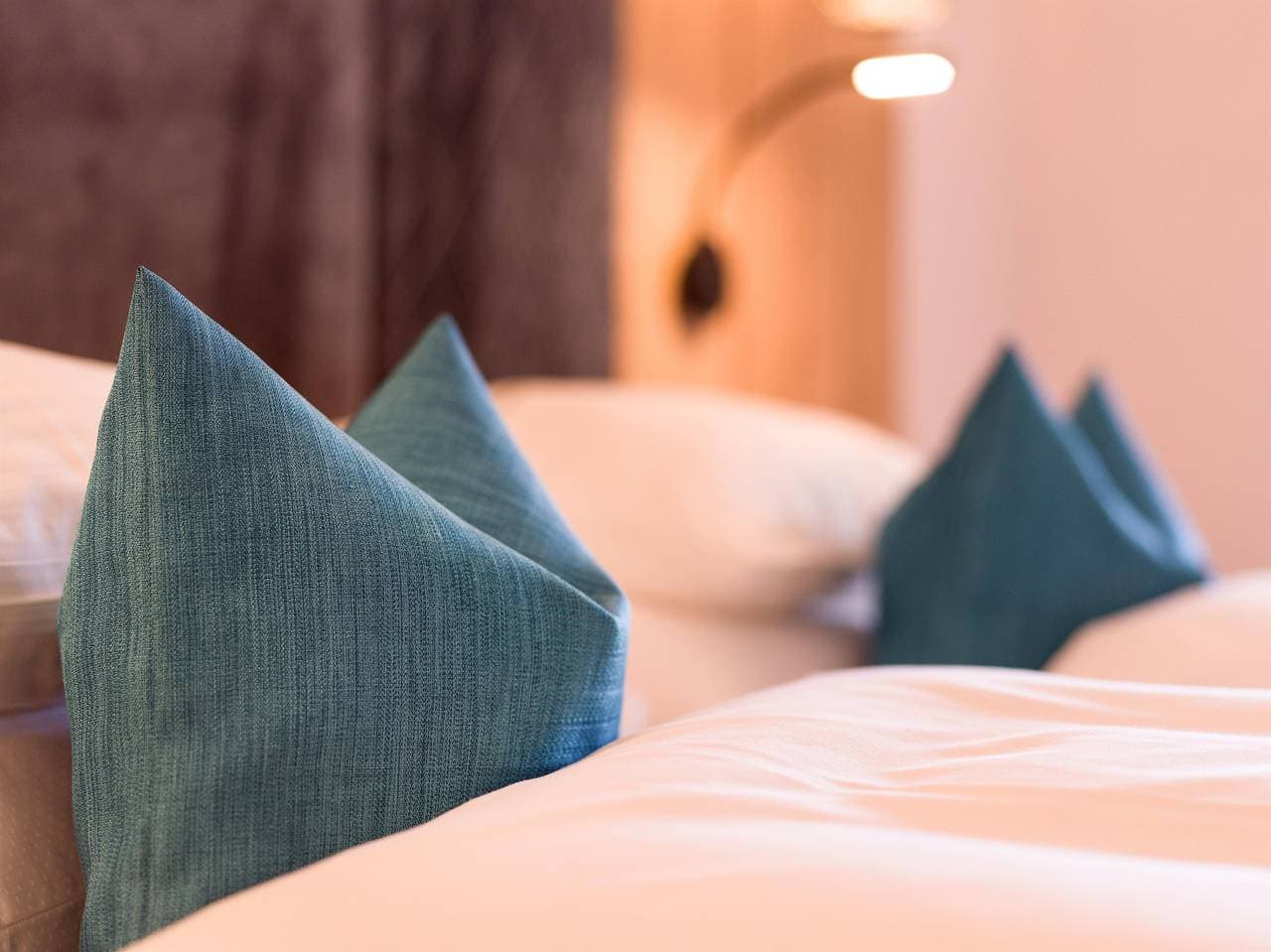 Foto 6 von 51: Standarddoppelzimmer "Nordseite" Üf (bis 3 Nächte)