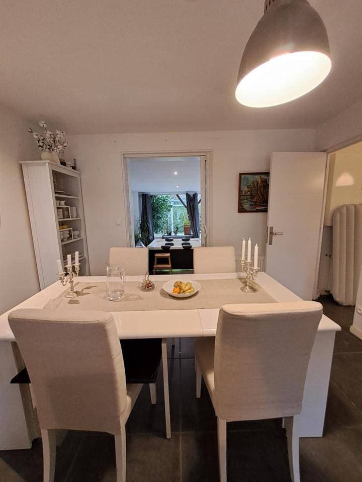 Foto 9 von 23: Three-Bedroom House