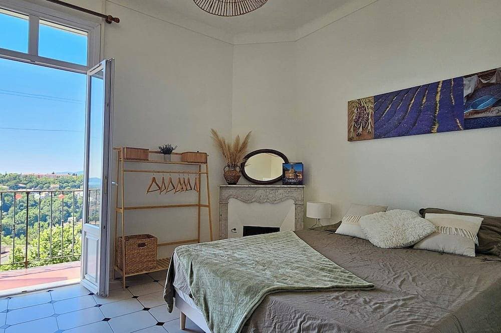 Apartment: Les Senteurs de Grasse 1