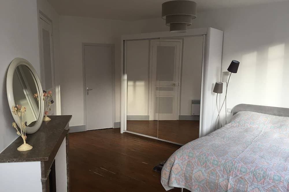 Foto 3 von 16: Super Wohnung, klassifiziert ***, in Belle Epoque Villa!