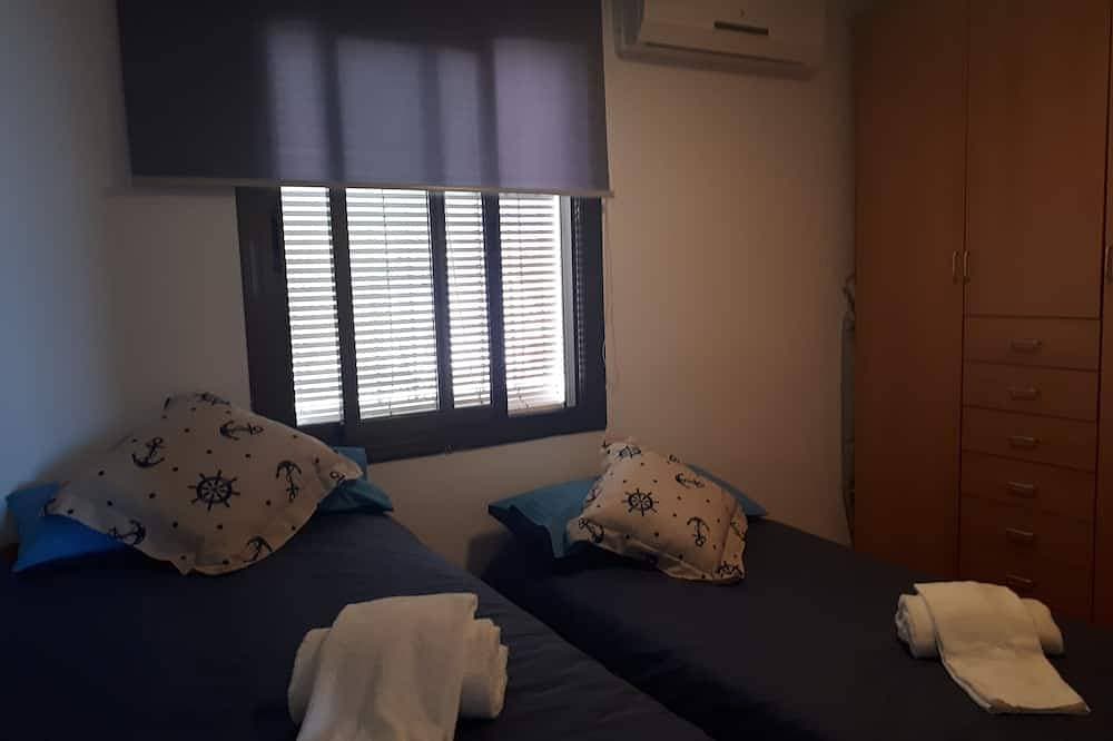 Foto 8 von 30: Beach Front Royal Apartment im Wohngebiet, WIFI
