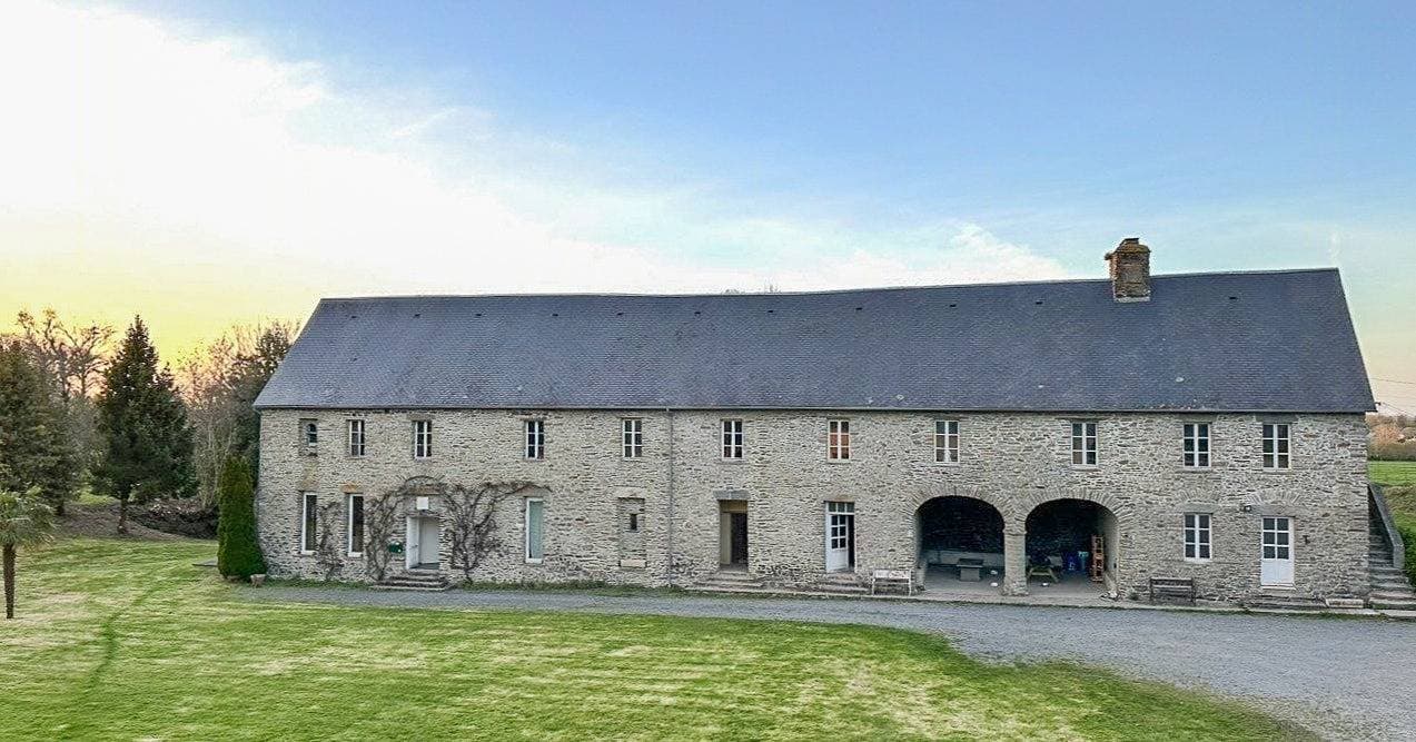 Hübsche Ferienunterkunft mit Ponys im Cotentin 1