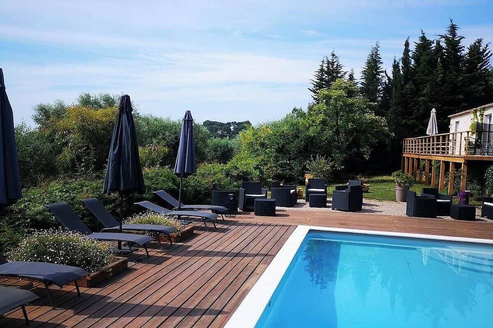 Beautiful air-conditioned apartment between the sea and the mountain 1