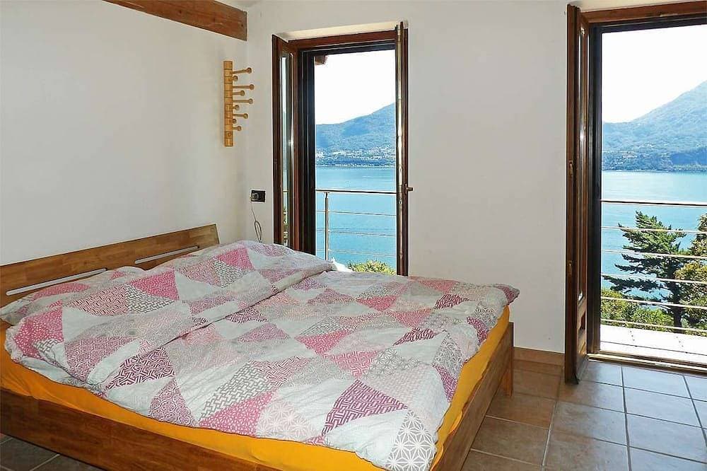 Foto 2 von 30: Ferienhaus Camelia mit Traumaussicht über den Lago Maggiore (It)