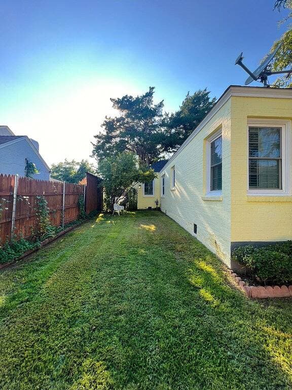 Foto 13 von 38: Gelbes Cottage Haus Nahe und