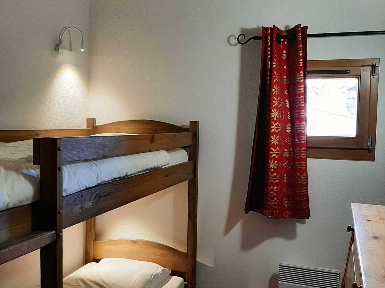 Foto 5 von 16: Geräumige Wohnung für 6, Bergblick, WIFI