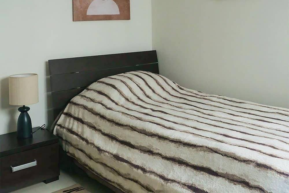 Foto 4 von 16: Newly Renovated & Fully Equipped 2Bd Condo in Prime Location Sliema