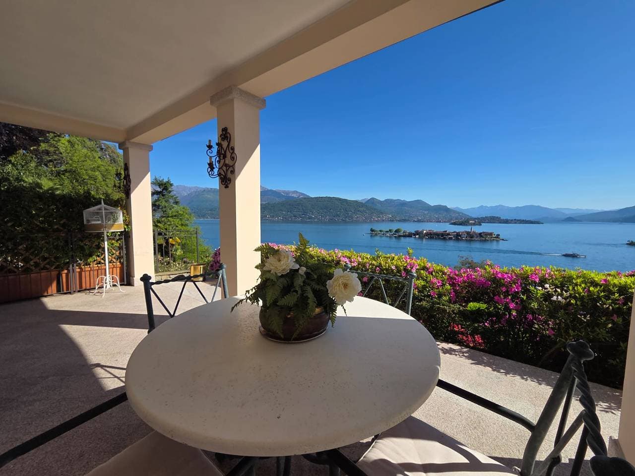 Foto 6 von 31: Queen Apartment – Stunning Panoramic Island View