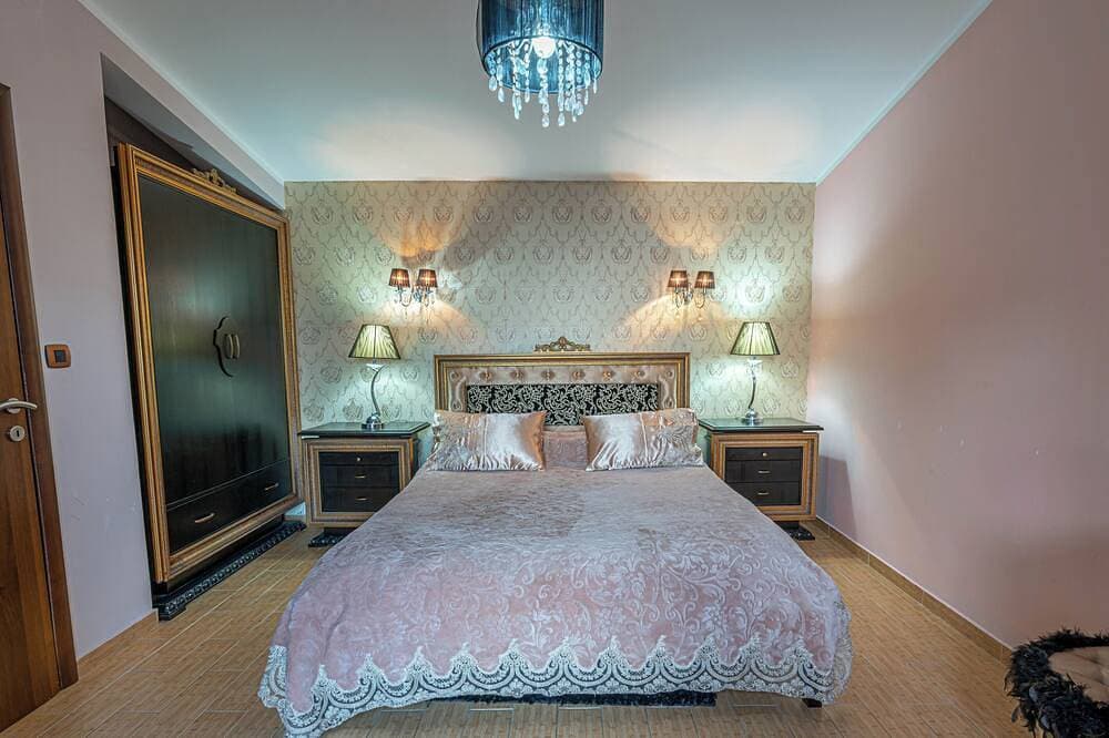 Foto 5 von 30: Magnificent villa with pool, sea and mountain views!