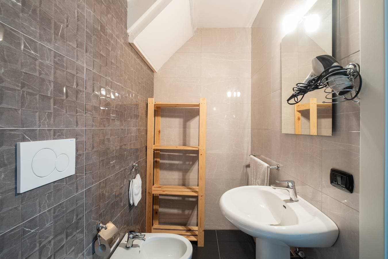 Foto 12 von 20: Ferienhaus 'Villa Gaudì - Vicens' mit Meerblick, WLAN und Klimaanlage