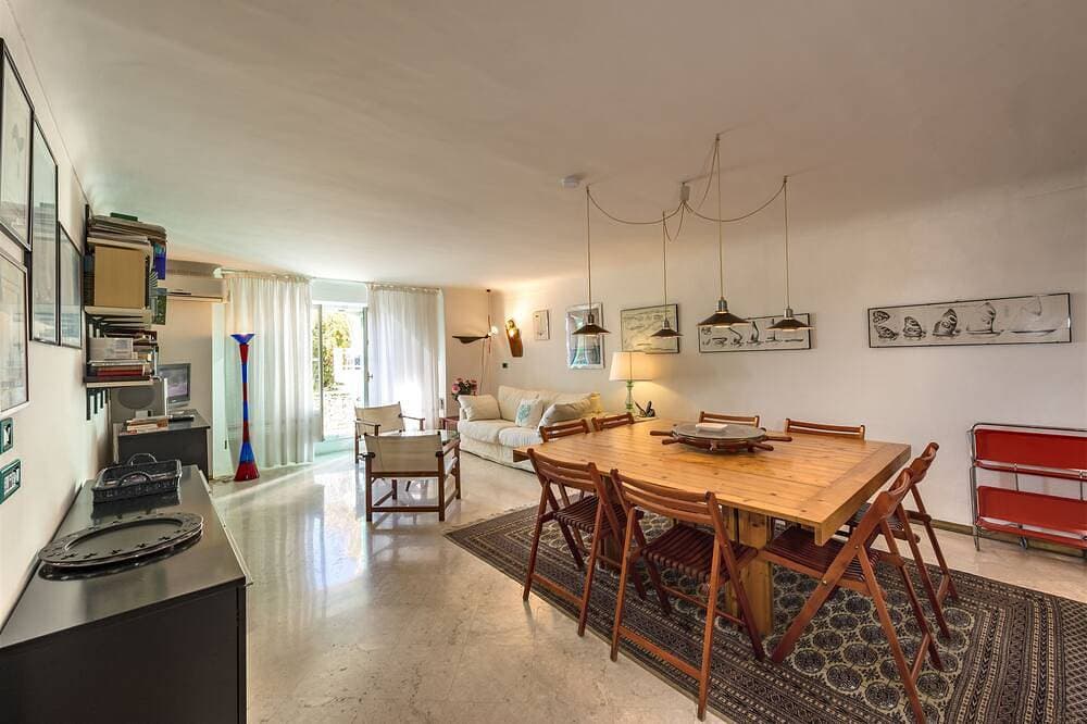 Romantische 2 Zimmer Im Petite Afrique 1