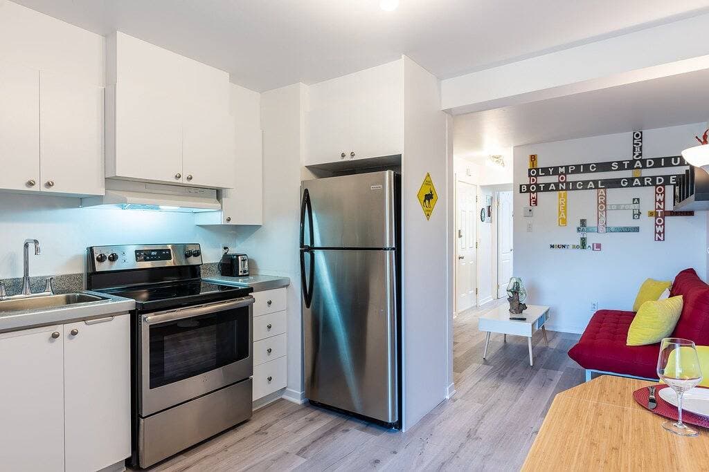 Foto 5 von 18: Condo renoviert und komplett in der Nähe der U-Bahn mit Parkplatz eingerichtet
