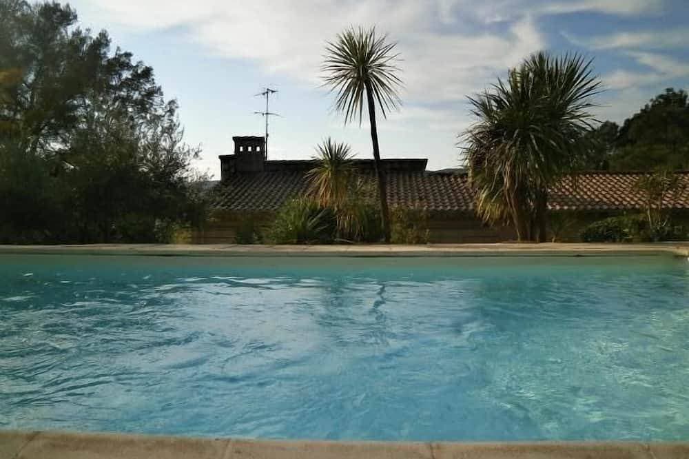 Foto 13 von 21: Schönes Anwesen auf einem privaten Landgut mit überdachtem oder offenem Pool