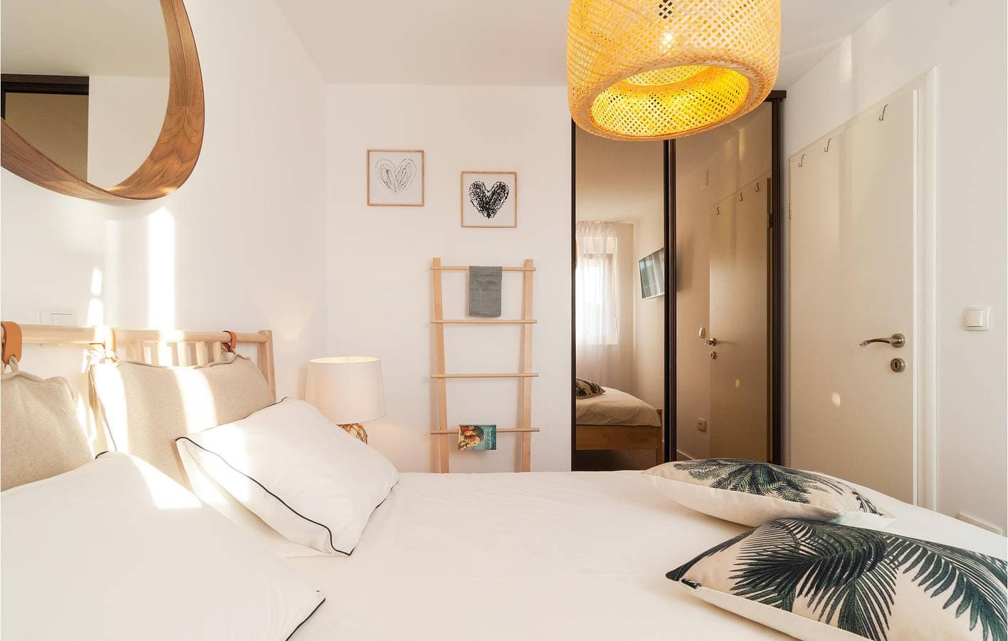 Foto 10 von 59: Gemütliche 2-Zimmer-Wohnung mit Pool und Terrasse, 100 m von der Küste entfernt