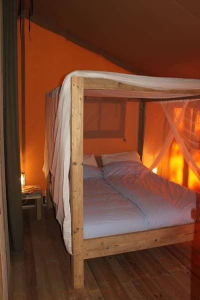 Foto 5 von 42: Rcn les Collines de Castellane — Tente safari Laurier