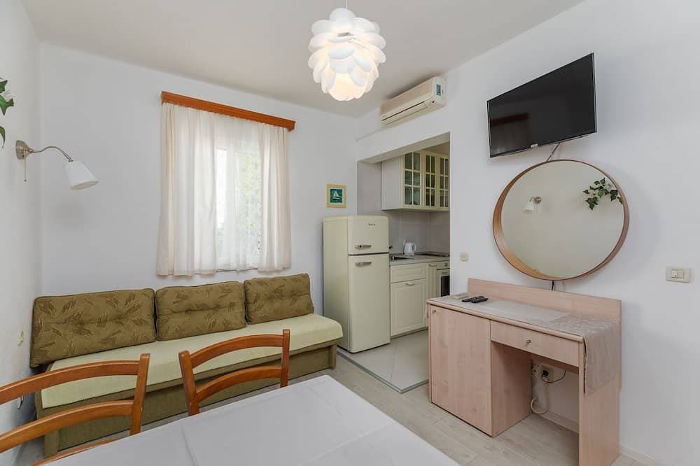 Foto 7 von 18: 1-Zimmer-Ferienwohnung am Strand Drasnice, Makarska