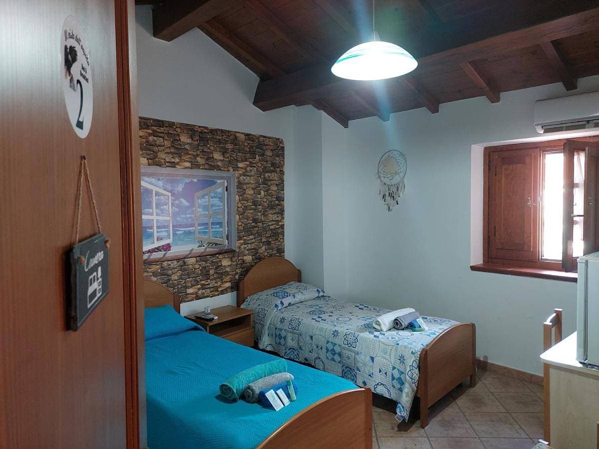 Foto 3 von 10: Double Room with Private External Bathroom