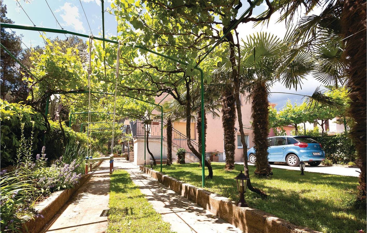 Foto 9 von 32: Gemütliche 2-Zimmer-Wohnung mit Terrasse, WLAN und Parkplatz, 2,5 km vom Strand entfernt