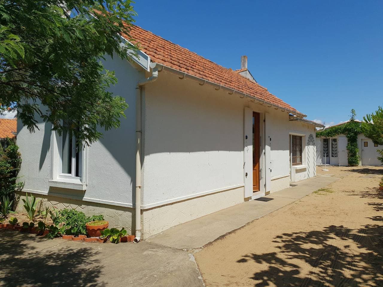 Charmantes renoviertes Haus, nah am Strand und Geschäften 1