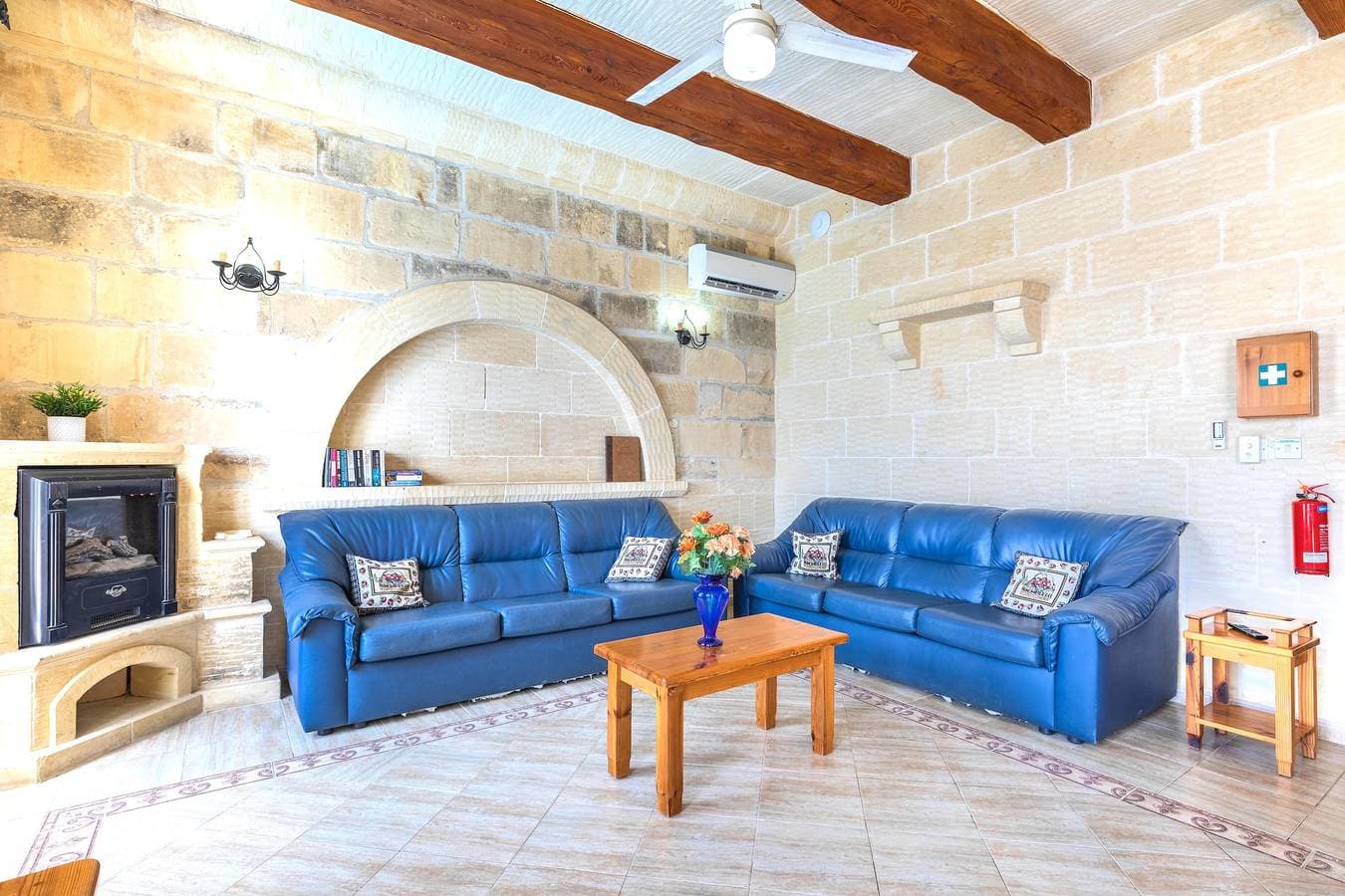 Foto 7 von 21: Villa für 8 Personen mit Meerblick