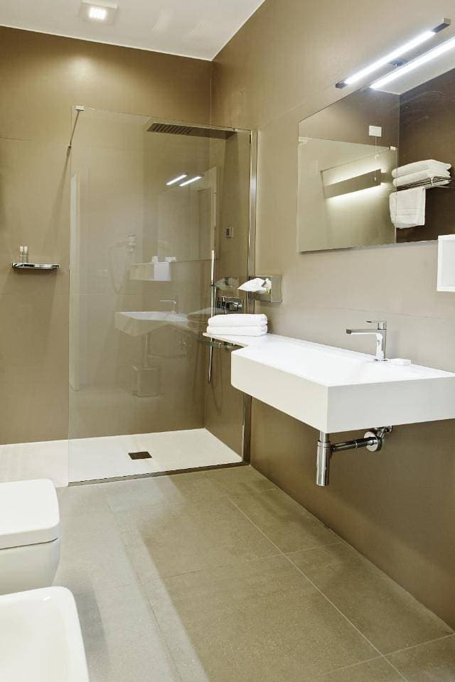 Foto 11 von 15: Deluxe Double or Twin Room