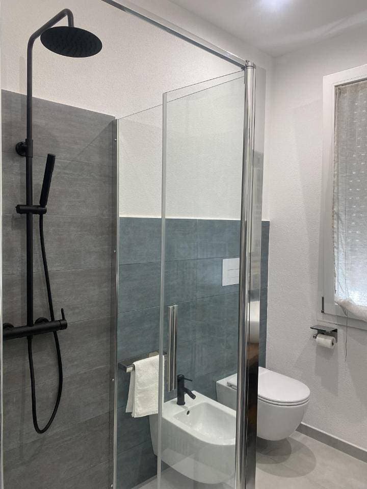 Foto 6 von 15: Double Room with Private Bathroom