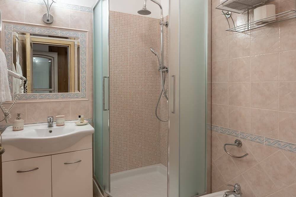 Foto 12 von 30: Befindet sich im Herzen der malerischen Gegend -4 Bedrs, 4 Baths, WiFi und AC free
