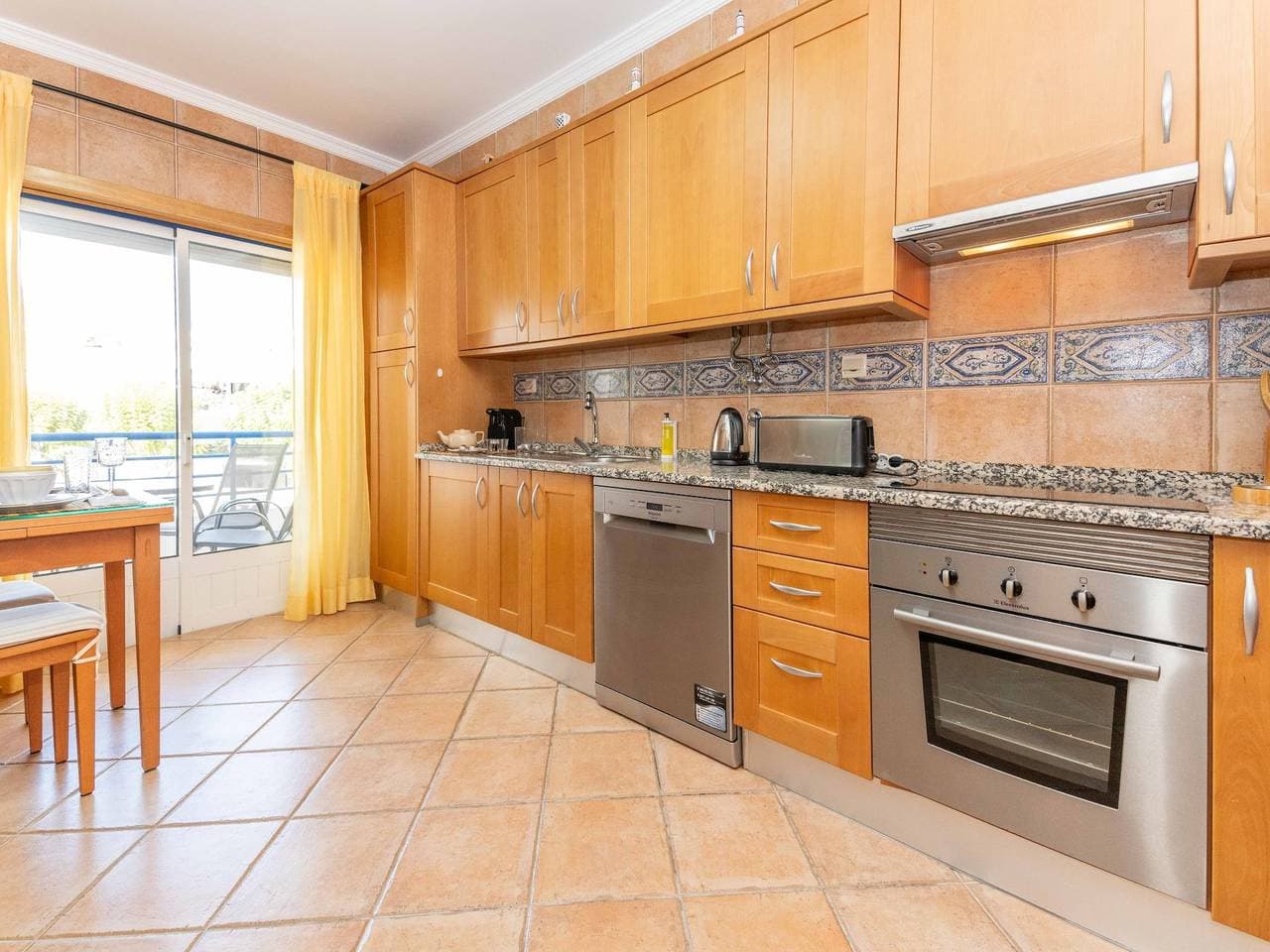 Foto 9 von 41: Ferienwohnung für 4 Personen mit Balkon/Terrasse