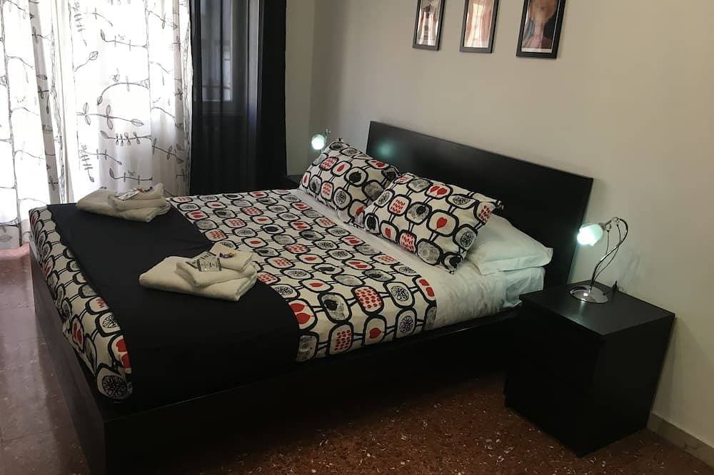 Foto 5 von 30: Kokoroma Zypern Vatikan Rom