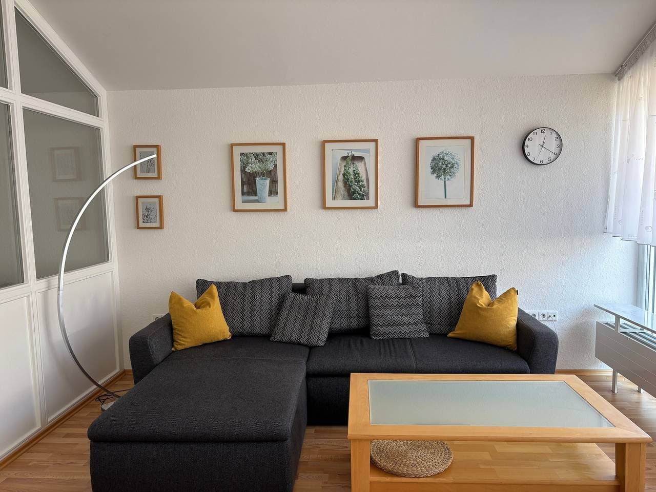 Foto 2 von 12: Ferienwohnung 'Dahlie' mit Balkon und WLAN