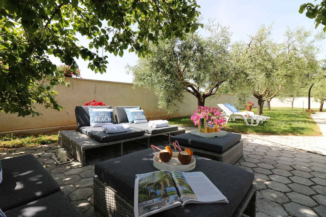 Foto 5 von 27: Bungalow mit Pool und Klimaanlage