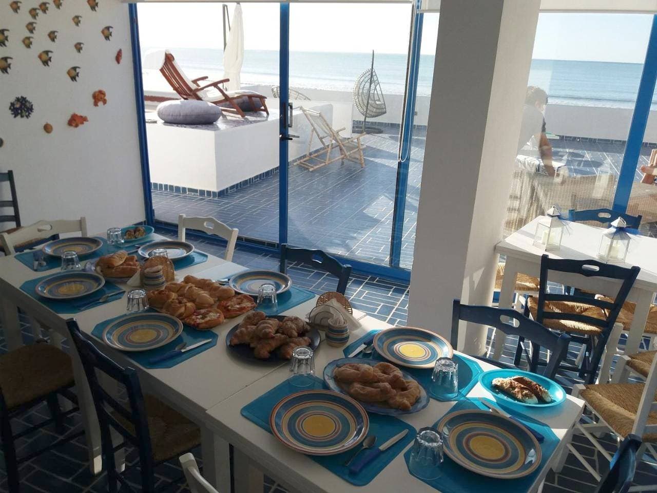 Foto 5 von 22: King Room with Sea View