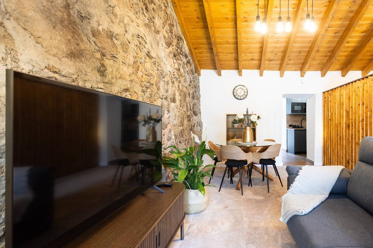 Foto 5 von 33: Ferienwohnung für 4 Personen mit Terrasse