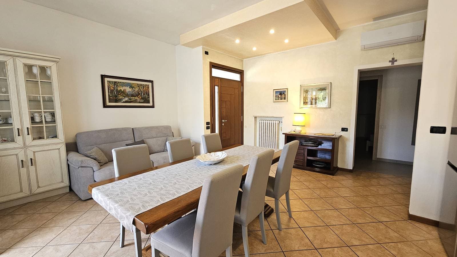 Foto 5 von 57: Regarda - "Villa Harmony" mit privat Pool und Garten
