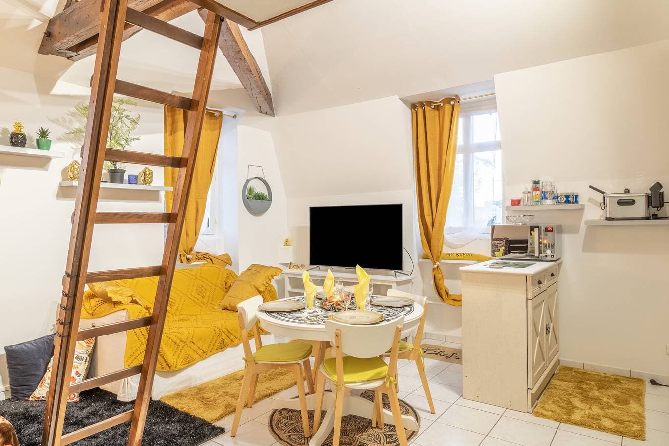 Foto 7 von 10: Ferienwohnung für 4 Personen mit Garten