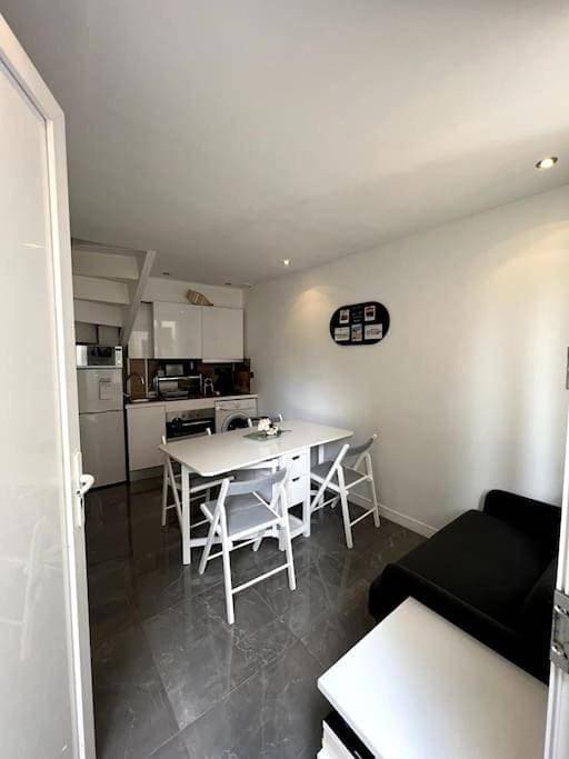 Foto 11 von 32: Two-Bedroom House