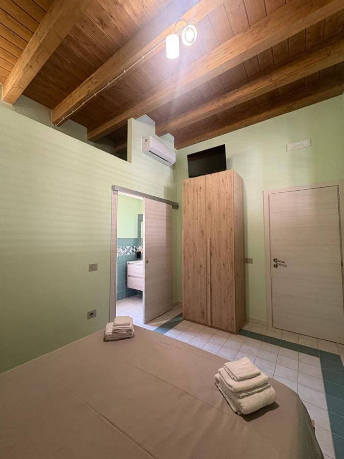 Foto 5 von 5: Double Room with Private Bathroom