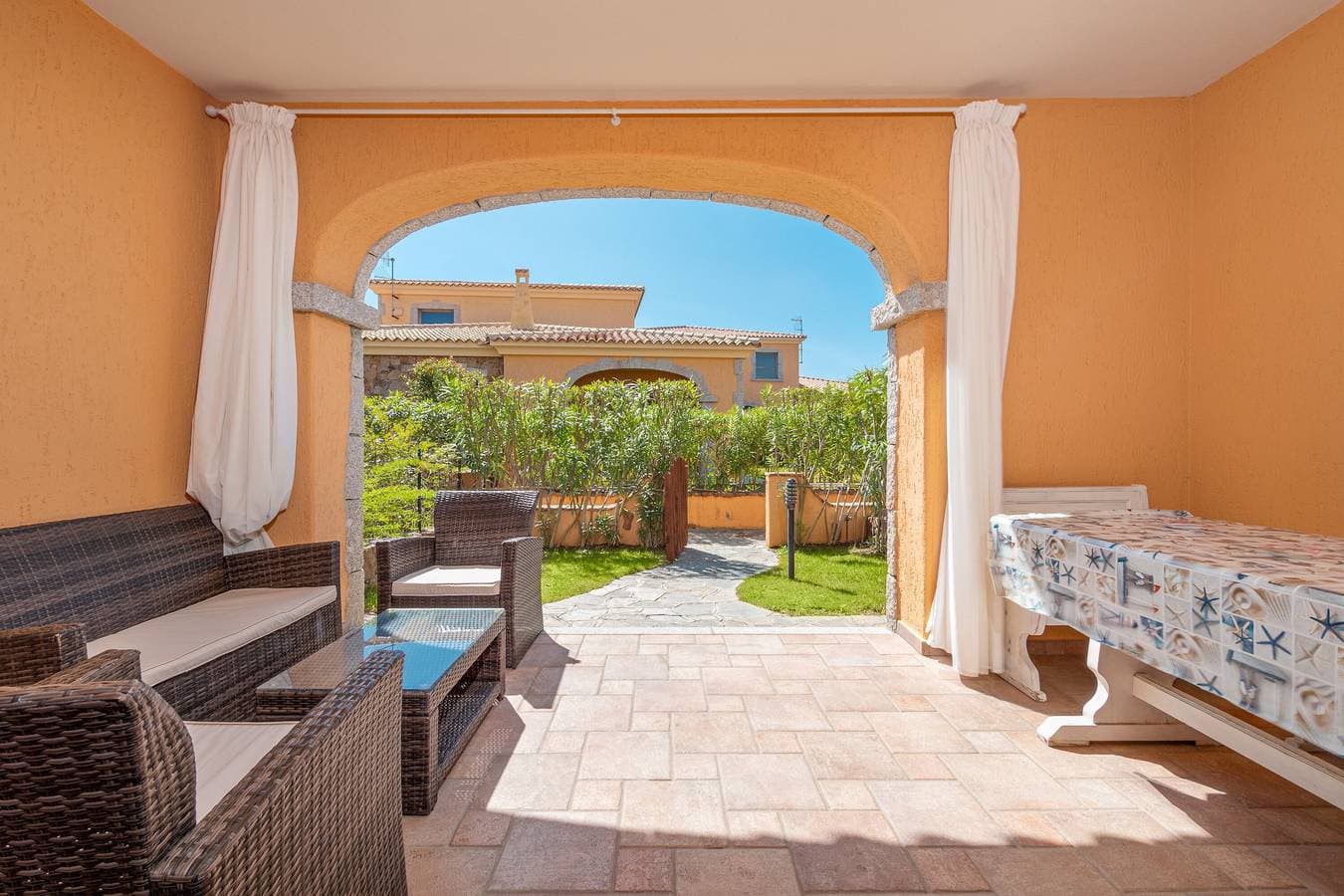 Foto 3 von 24: Ferienhaus 'Villetta Confortevole' nahe Strand mit Garten und WLAN