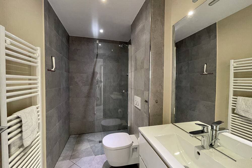 Foto 6 von 24: Residence Arc-en-Ciel 5 Star App A mit atemberaubendem Meerblick Nähe Cannes