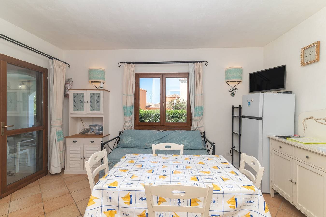 Foto 5 von 25: Apartment 'Sardegna Stupenda N 01' mit Gemeinschaftspool, WLAN & Klimaanlage