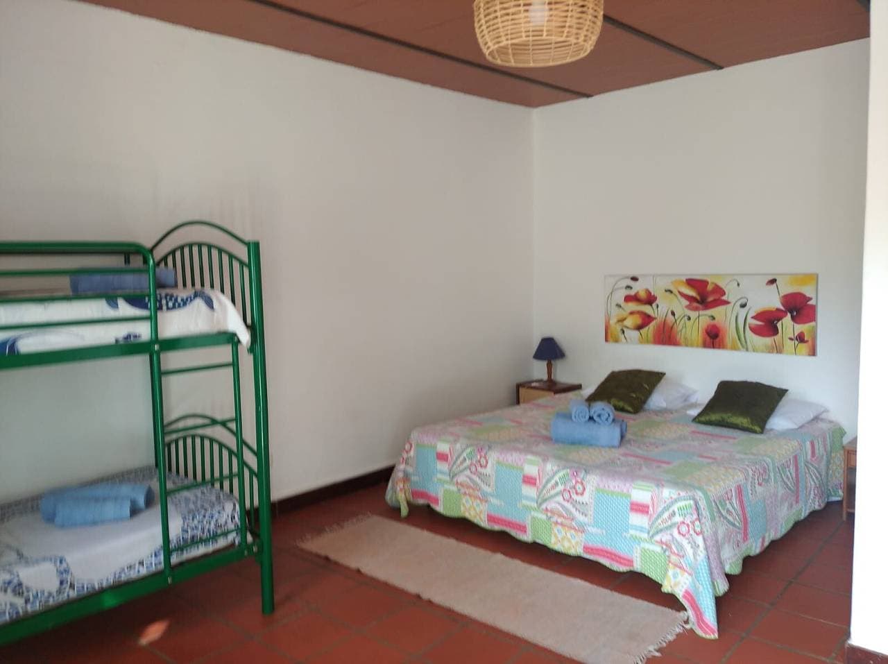 Foto 4 von 12: Apartment 'Figueira' mit Seeblick, WLAN und Klimaanlage