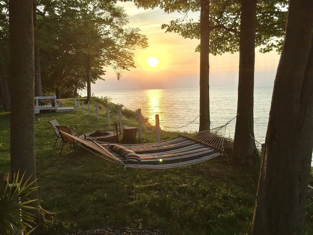 Spektakulärer Panoramablick auf den See in romantischer, privater Umgebung 1