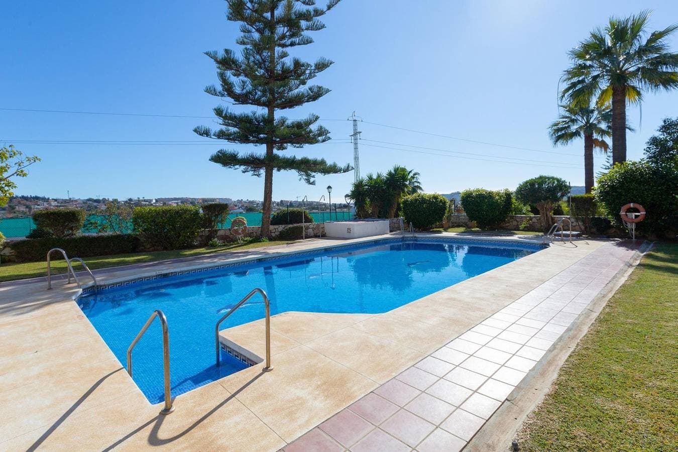 Foto 2 von 28: Valleverde - Cosy apartment with shared pool and free WiFi.